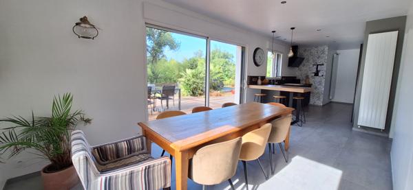 Fouesnant, propriété de charme, rénovée, 5 chambres, mer à pied !