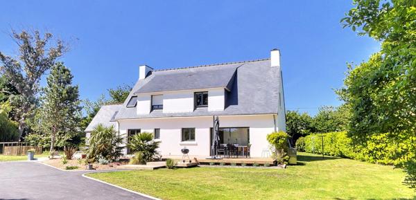 Fouesnant, propriété de charme, rénovée, 5 chambres, mer à pied !