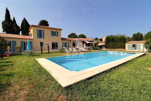 A VENDRE PIOLENC Maison 12 pièce(s) 255 m²