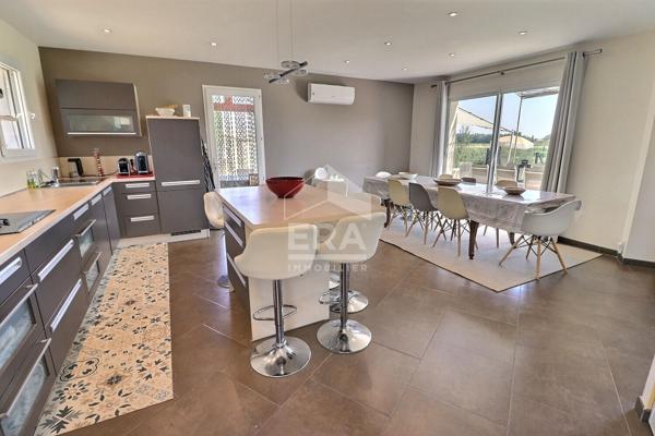 A VENDRE PIOLENC Maison 12 pièce(s) 255 m²