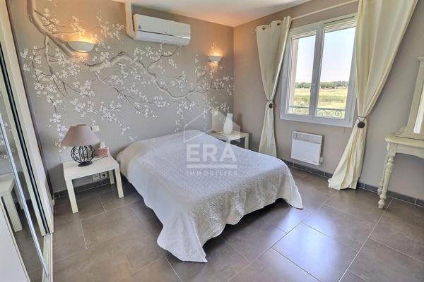 A VENDRE PIOLENC Maison 12 pièce(s) 255 m²