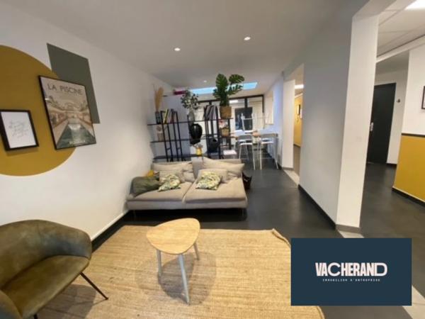 BUREAU 140 m²