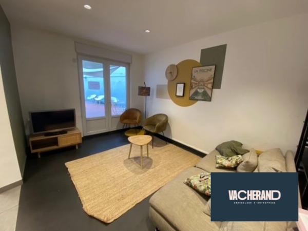 BUREAU 140 m²