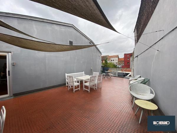 BUREAU 140 m²