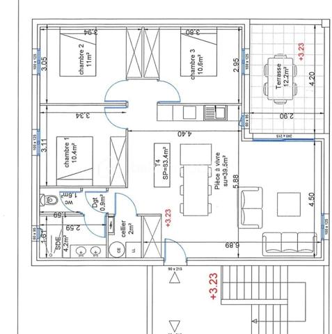Secteur : Bollène (Vaucluse) – Proche de toutes commodités
Livré en juin 2026, cet appartement offre tout le confort d'un logement neuf aux dernières normes énergétiques et environnementales (RE 2020).
Idéalement exposé Plein Sud et situé au 1er et dernier étage, alliant tranquillité et accessibilité. l'appartement bénéficie d'une belle luminosité naturelle tout au long de la journée, sans aucun vis-à-vis ni nuisance sonore. Bel espace séjour / cuisine ouvrant sur large terrasse couverte, sans vis à vis, 3 chambres avec grands placards, salle d'eau moderne, buanderie / cellier.

Équipements récents : Isolation thermique et phonique haute performance, système de chauffage moderne par climatisation réversible, chauffe eau thermodynamique performante et économique, menuiseries double vitrage et volets motorisés.

Annexes & Stationnement : 2 places de parking privatives réservées au logement dans l'enceinte fermée de la résidence. Accès à un local vélo commun. 

La Résidence & la Localisation Cadre de vie : Résidence neuve, calme, sécurisée. 

Emplacement idéal à Bollène : À proximité immédiate des commerces du quotidien, des écoles, des professionnels de santé et des réseaux de transports en commun.

Accès rapide : Proche des grands axes (autoroute A7, gare SNCF) tout en conservant un environnement résidentiel paisible.

Performance énergétique : DPE Classe A

Contactez Emmanuelle au 06.17.29.44.74