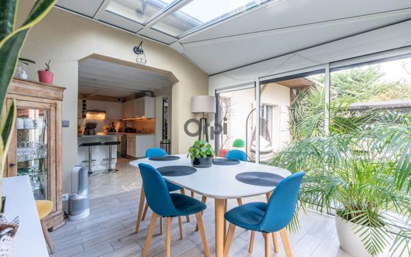 Maison à vendre    4 pièces • 84 m2 Saint-Maur-des-Fossés
