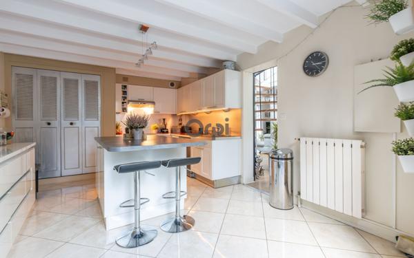 Maison à vendre    4 pièces • 84 m2 Saint-Maur-des-Fossés