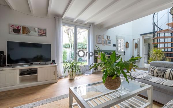 Maison à vendre    4 pièces • 84 m2 Saint-Maur-des-Fossés