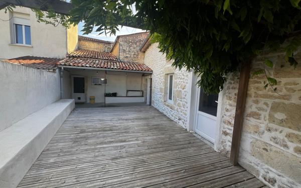 Maison à vendre    4 pièces •  Cozes