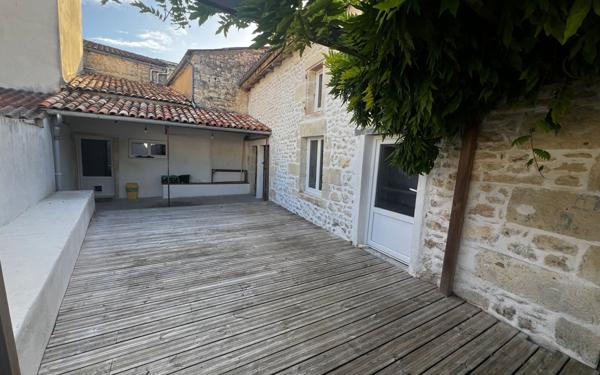 Maison à vendre    4 pièces •  Cozes