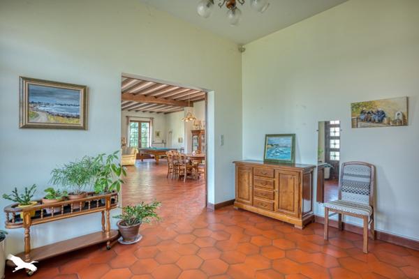 Maison 283 500 € Boé 6 p 190 m² DPE C