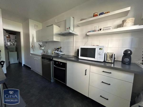 Appartement à louer 3 pièces 74.43m² Arpajon (91290)