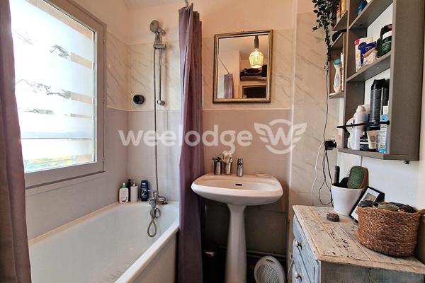 Maison à vendre 5 pièces de 115 m² à Voisins-le-Bretonneux