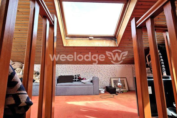 Maison à vendre 5 pièces de 115 m² à Voisins-le-Bretonneux