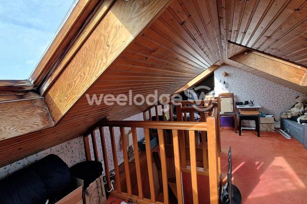 Maison à vendre 5 pièces de 115 m² à Voisins-le-Bretonneux