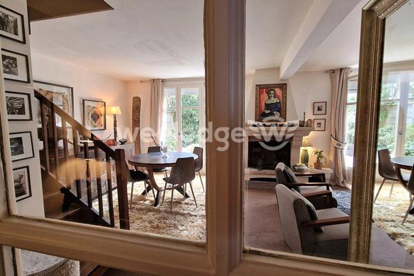 Maison à vendre 5 pièces de 115 m² à Voisins-le-Bretonneux