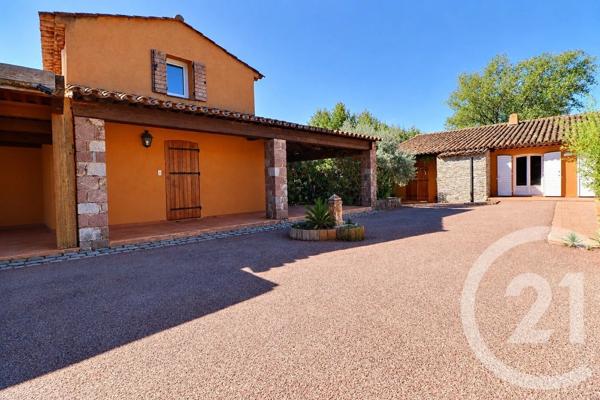 Maison à vendre  5 pièces - 167 m 2   PUGET SUR ARGENS  - 83