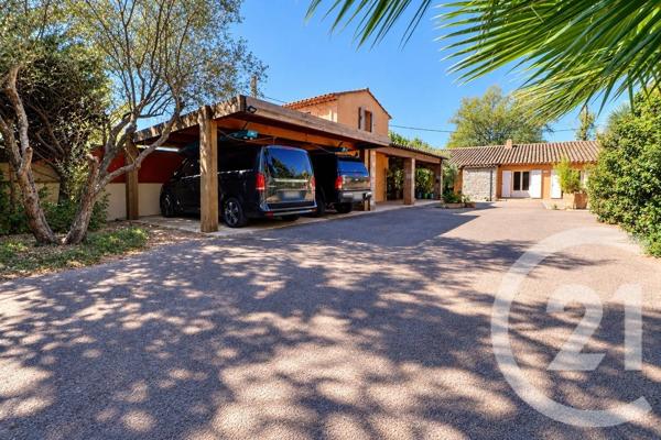 Maison à vendre  5 pièces - 167 m 2   PUGET SUR ARGENS  - 83