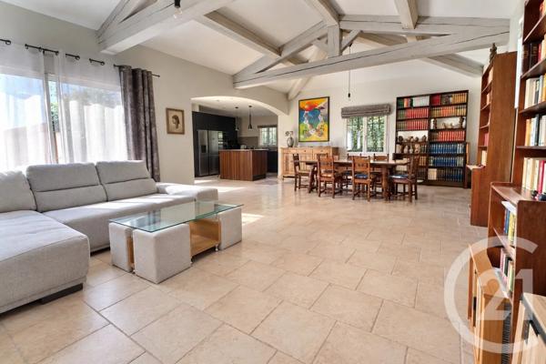 Maison à vendre  5 pièces - 167 m 2   PUGET SUR ARGENS  - 83