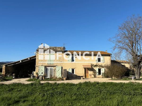 À vendre Maison 6 pièces 157 m² - Pertuis 84120