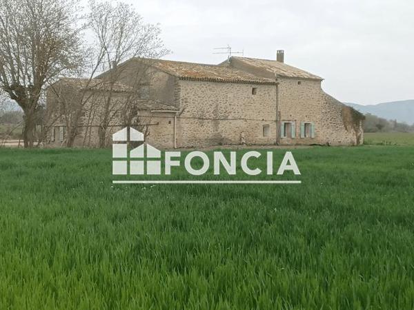 À vendre Maison 6 pièces 157 m² - Pertuis 84120