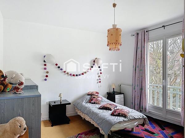 Maison 4 chambres mini, sous-sol habitable, jardin