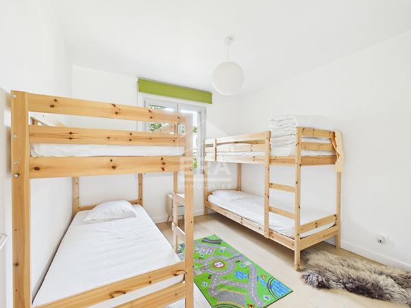 Maison avec piscine et jardin aboré à 5 mn de Saint-Florent
