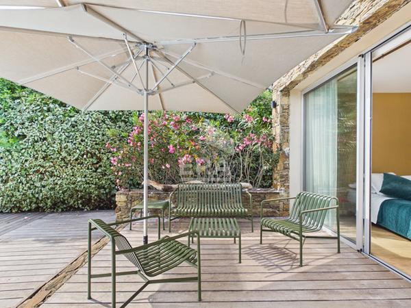 Maison avec piscine et jardin aboré à 5 mn de Saint-Florent