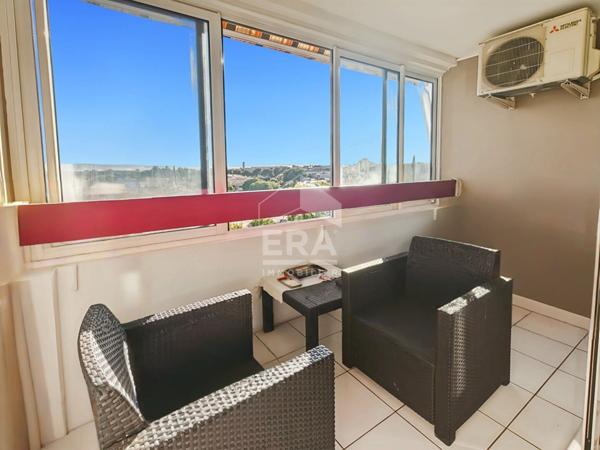 Appartement T4 lumineux avec vue sur l'étang / Secteur des Plantiers