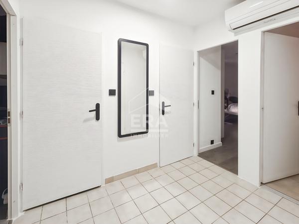 Appartement T4 lumineux avec vue sur l'étang / Secteur des Plantiers