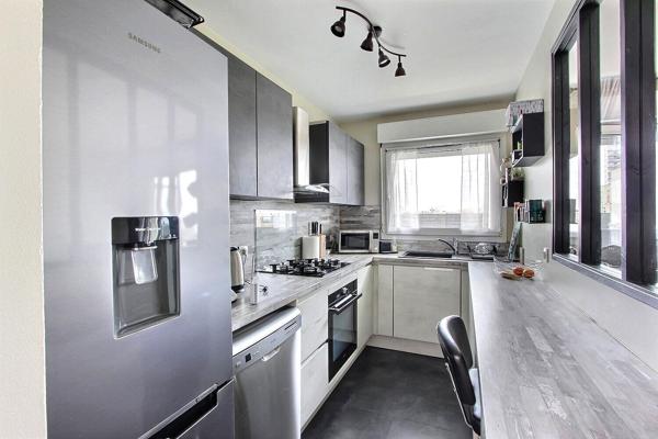 CENTRE VILLE AVEC TOUTES COMMODITES - Joli 3 pièces de 61,54m2