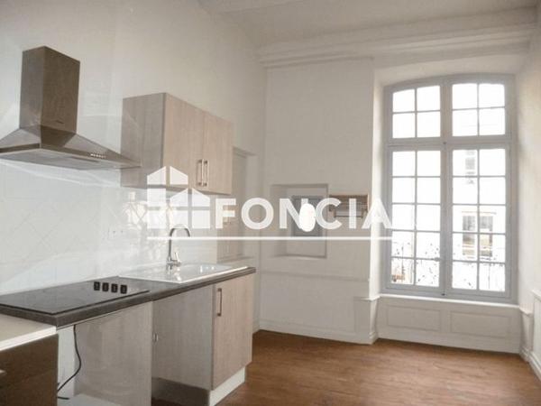 Location Appartement 2 pièces 76.15 m² - 28 RUE JULES GUESDE Clermont Ferrand 63100