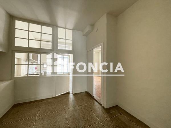 Location Appartement 2 pièces 76.15 m² - 28 RUE JULES GUESDE Clermont Ferrand 63100