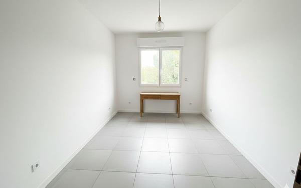 Appartement à vendre    3 pièces •  Caveirac