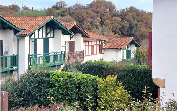 Appartement à vendre    2 pièces • 57,56 m2 Saint-Pée-sur-Nivelle