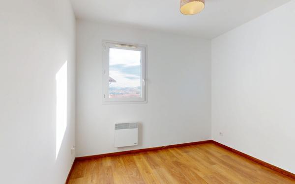 Appartement à vendre    2 pièces • 57,56 m2 Saint-Pée-sur-Nivelle