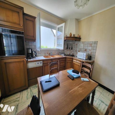 Maison d'habitation à vendre dans le centre de Châteauneuf du Faou, Finistère 29