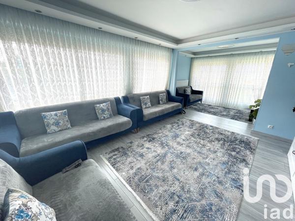 Appartement 4 pièces de 86 m² à Clichy-sous-Bois (93390)