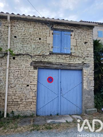 Immeuble à vendre 35 m² Ferrières