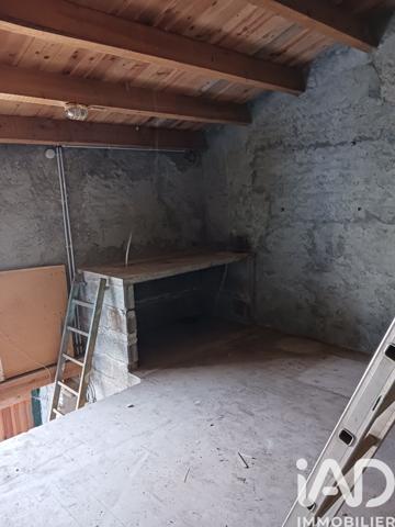 Immeuble à vendre 35 m² Ferrières