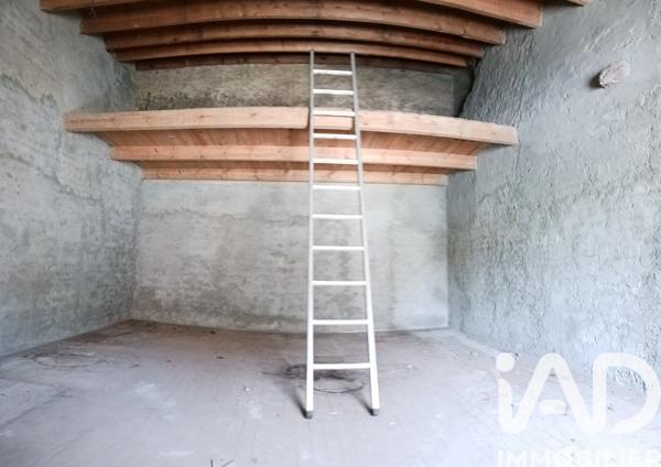 Immeuble à vendre 35 m² Ferrières