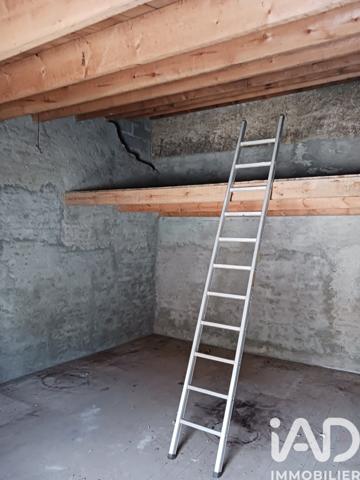 Immeuble à vendre 35 m² Ferrières