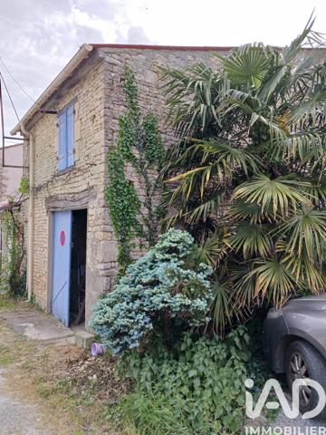 Immeuble à vendre 35 m² Ferrières