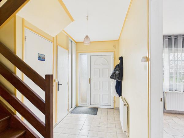 Maison à VERMAND (02490)