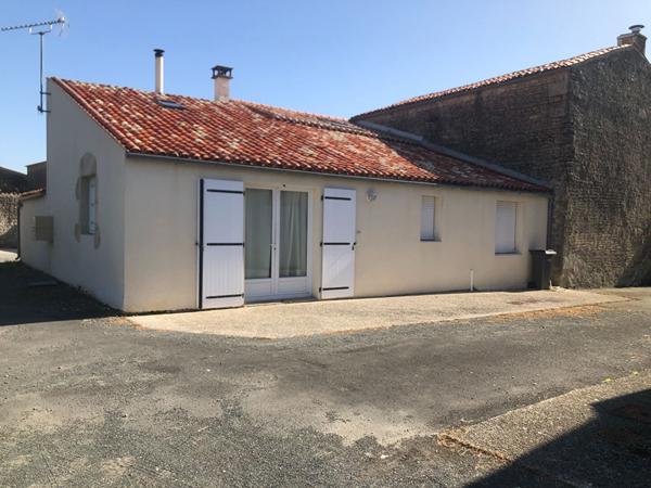 Immeuble de rapport proche Surgères - 6 logements