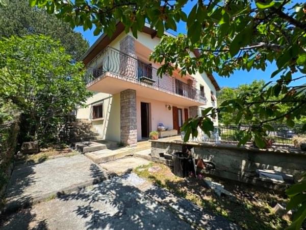Grande maison familiale 170 m² avec terrain constructible – Serres (05)