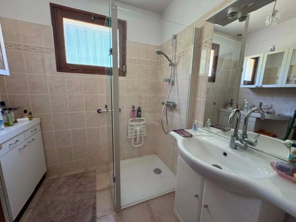 Grande maison familiale 170 m² avec terrain constructible – Serres (05)