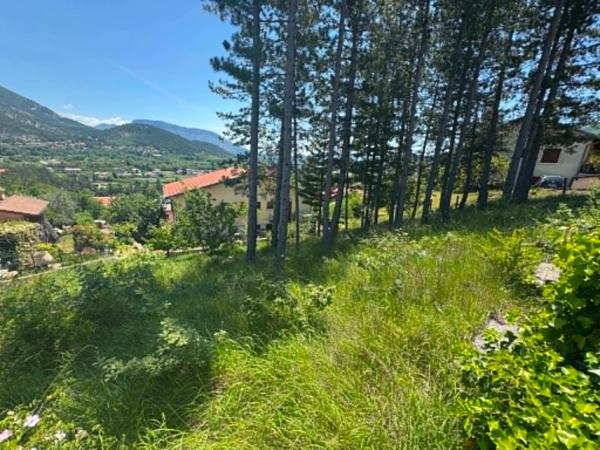 Grande maison familiale 170 m² avec terrain constructible – Serres (05)