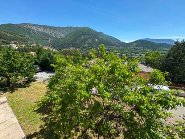 Grande maison familiale 170 m² avec terrain constructible – Serres (05)