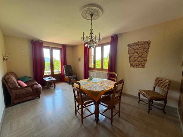Grande maison familiale 170 m² avec terrain constructible – Serres (05)